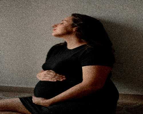 怀孕初期，腹部疼痛宛如排便之感，这究竟是什么因？